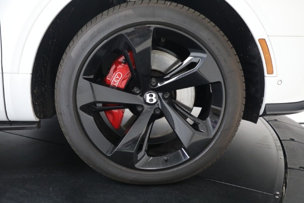 Used 2025 Bentley Bentayga EWB Azure V8 for sale $259,900 at Alfa Romeo of Westport in Westport CT 06880 12