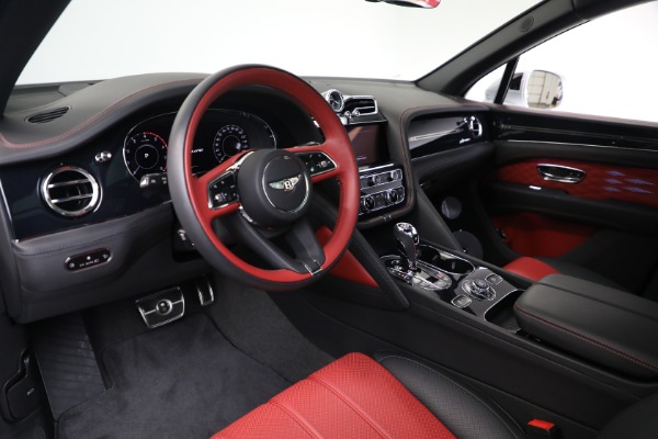 Used 2025 Bentley Bentayga EWB Azure V8 for sale $259,900 at Alfa Romeo of Westport in Westport CT 06880 15