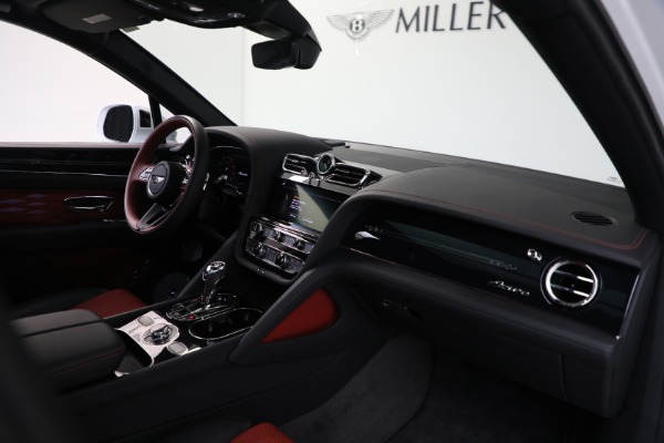 Used 2025 Bentley Bentayga EWB Azure V8 for sale $259,900 at Alfa Romeo of Westport in Westport CT 06880 21