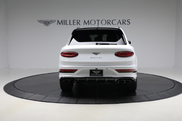 Used 2025 Bentley Bentayga EWB Azure V8 for sale $259,900 at Alfa Romeo of Westport in Westport CT 06880 4