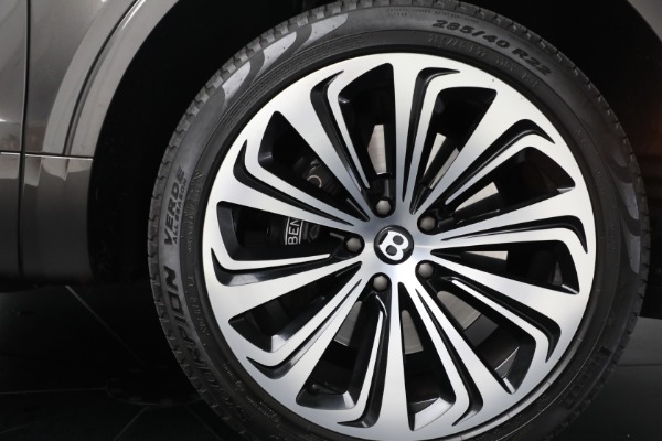 Used 2021 Bentley Bentayga V8 for sale Sold at Alfa Romeo of Westport in Westport CT 06880 17