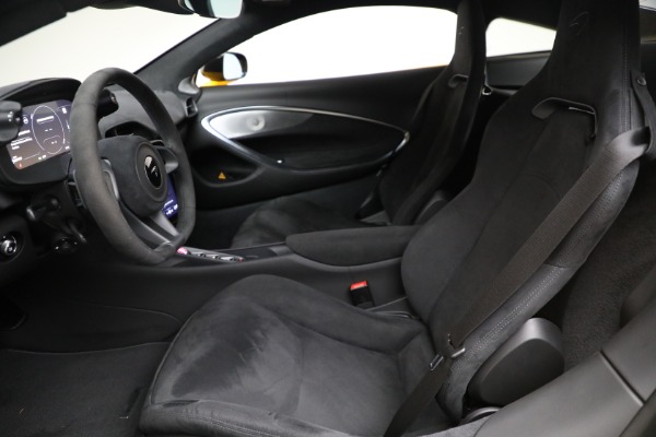 Used 2024 McLaren Artura for sale $193,900 at Alfa Romeo of Westport in Westport CT 06880 22
