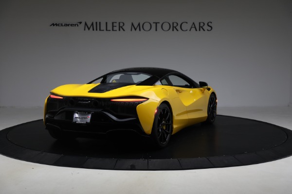 Used 2024 McLaren Artura for sale $193,900 at Alfa Romeo of Westport in Westport CT 06880 7