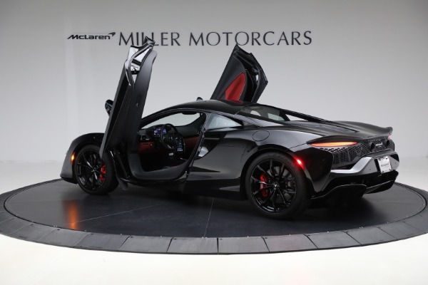 Used 2024 McLaren Artura TechLux for sale $196,900 at Alfa Romeo of Westport in Westport CT 06880 16