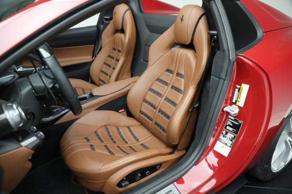 Used 2022 Ferrari 812 GTS for sale Call for price at Alfa Romeo of Westport in Westport CT 06880 15