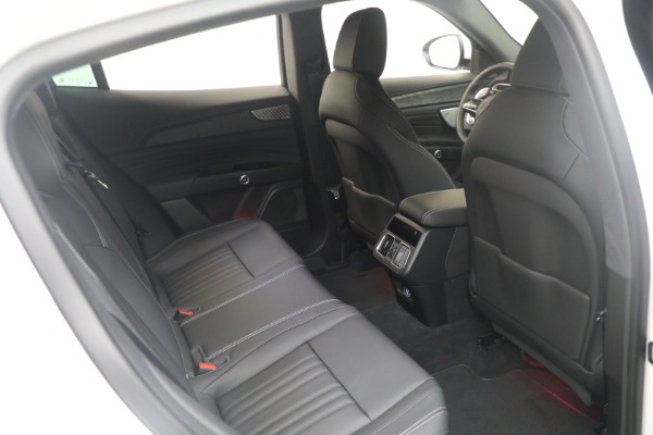 New 2025 Maserati Grecale Modena for sale Sold at Alfa Romeo of Westport in Westport CT 06880 20