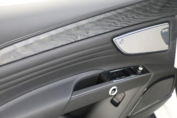 New 2025 Maserati Grecale Modena for sale Sold at Alfa Romeo of Westport in Westport CT 06880 22