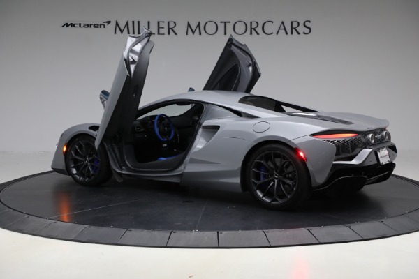 Used 2023 McLaren Artura for sale $184,900 at Alfa Romeo of Westport in Westport CT 06880 16