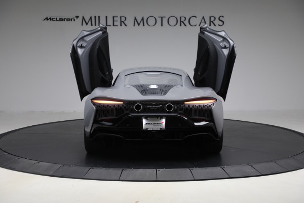 Used 2023 McLaren Artura for sale $184,900 at Alfa Romeo of Westport in Westport CT 06880 17
