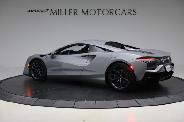 Used 2023 McLaren Artura for sale $184,900 at Alfa Romeo of Westport in Westport CT 06880 4