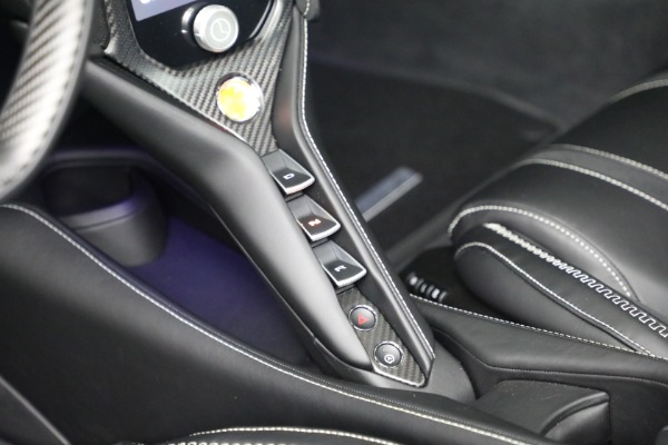 Used 2026 McLaren 750S TechLux for sale $379,900 at Alfa Romeo of Westport in Westport CT 06880 22