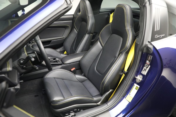 Used 2024 Porsche 911 Targa 4 GTS for sale Sold at Alfa Romeo of Westport in Westport CT 06880 15