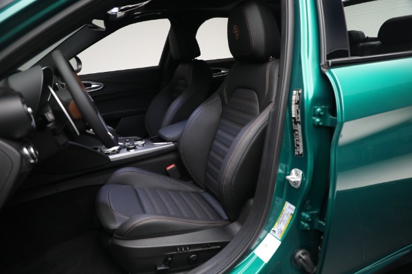 New 2025 Alfa Romeo Giulia Intensa for sale Sold at Alfa Romeo of Westport in Westport CT 06880 14