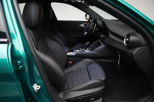 New 2025 Alfa Romeo Giulia Intensa for sale Sold at Alfa Romeo of Westport in Westport CT 06880 15