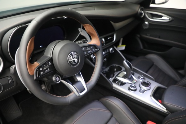 New 2025 Alfa Romeo Giulia Intensa for sale Sold at Alfa Romeo of Westport in Westport CT 06880 17