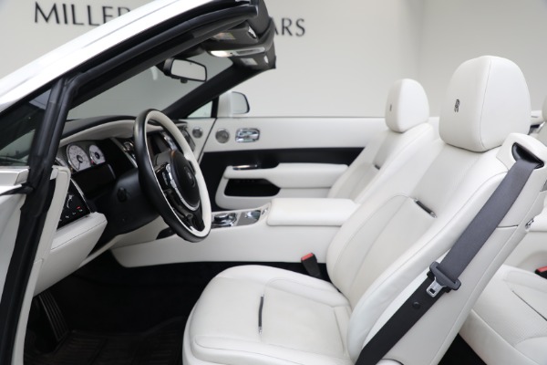 Used 2019 Rolls-Royce Dawn for sale Sold at Alfa Romeo of Westport in Westport CT 06880 14