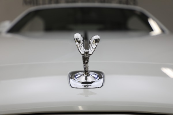 Used 2019 Rolls-Royce Dawn for sale Sold at Alfa Romeo of Westport in Westport CT 06880 25