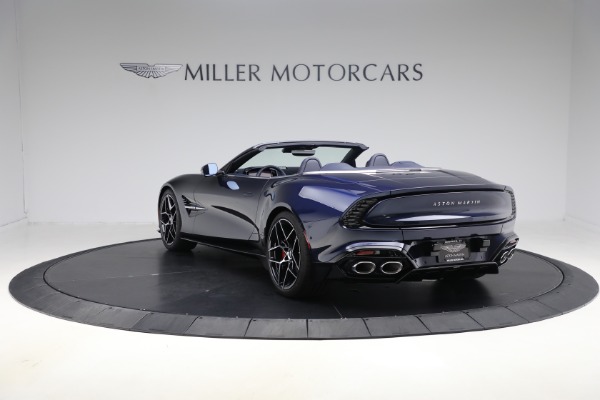 New 2026 Aston Martin Vanquish Volante for sale $558,200 at Alfa Romeo of Westport in Westport CT 06880 5