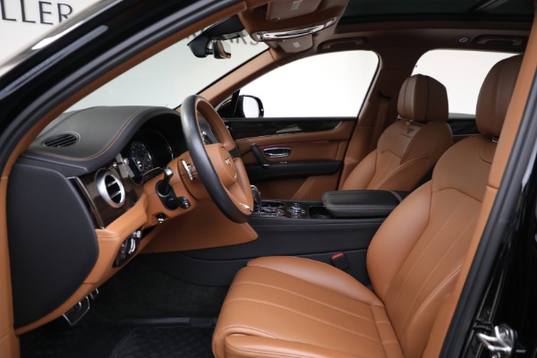Used 2018 Bentley Bentayga W12 Onyx Edition for sale Sold at Alfa Romeo of Westport in Westport CT 06880 18