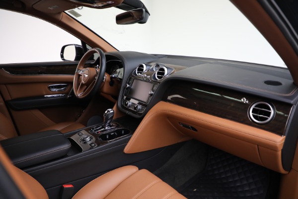 Used 2018 Bentley Bentayga W12 Onyx Edition for sale Sold at Alfa Romeo of Westport in Westport CT 06880 24