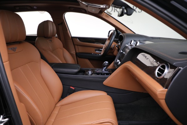 Used 2018 Bentley Bentayga W12 Onyx Edition for sale Sold at Alfa Romeo of Westport in Westport CT 06880 25