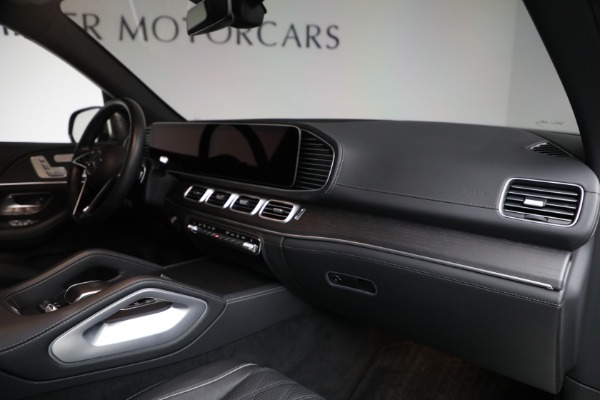 Used 2024 Mercedes-Benz Maybach GLS 600 4MATIC for sale Sold at Alfa Romeo of Westport in Westport CT 06880 16