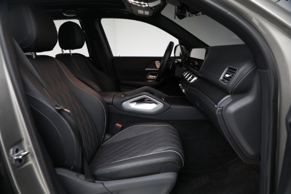Used 2024 Mercedes-Benz Maybach GLS 600 4MATIC for sale Sold at Alfa Romeo of Westport in Westport CT 06880 17
