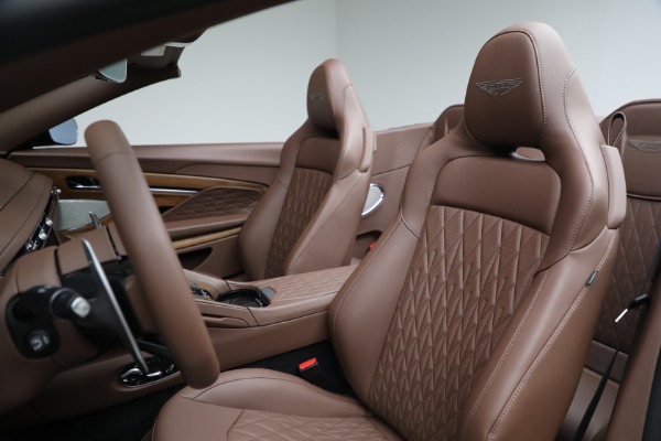 New 2026 Aston Martin DB12 Volante for sale $340,900 at Alfa Romeo of Westport in Westport CT 06880 28