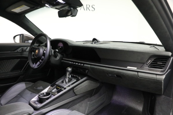 Used 2025 Porsche 911 GT3 RS for sale Sold at Alfa Romeo of Westport in Westport CT 06880 16