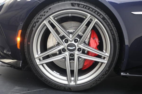 New 2026 Aston Martin Vantage Roadster for sale $253,800 at Alfa Romeo of Westport in Westport CT 06880 27