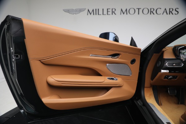 New 2026 Aston Martin Vantage Roadster for sale Sold at Alfa Romeo of Westport in Westport CT 06880 28