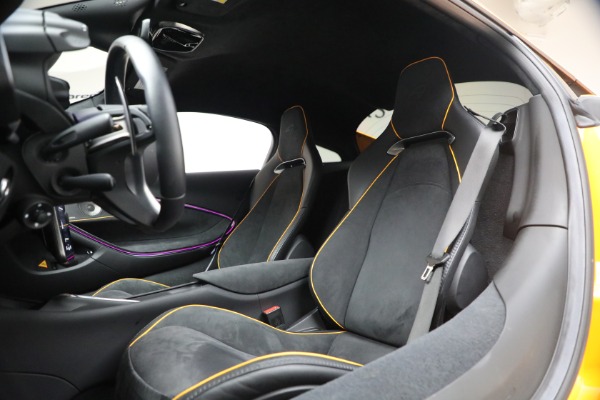 Used 2024 McLaren Artura Performance for sale $192,900 at Alfa Romeo of Westport in Westport CT 06880 21