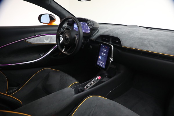 Used 2024 McLaren Artura Performance for sale $192,900 at Alfa Romeo of Westport in Westport CT 06880 26