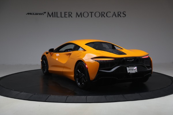 Used 2024 McLaren Artura Performance for sale $192,900 at Alfa Romeo of Westport in Westport CT 06880 5