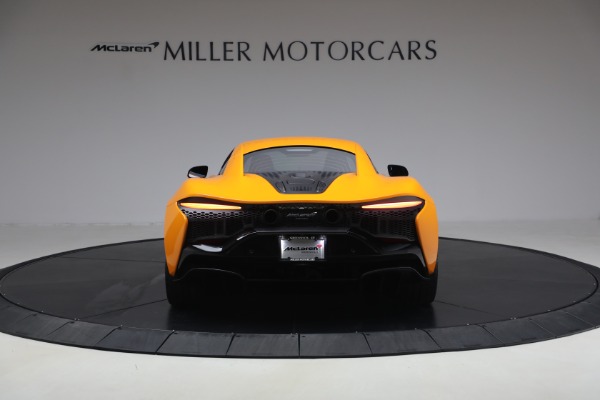 Used 2024 McLaren Artura Performance for sale $192,900 at Alfa Romeo of Westport in Westport CT 06880 6