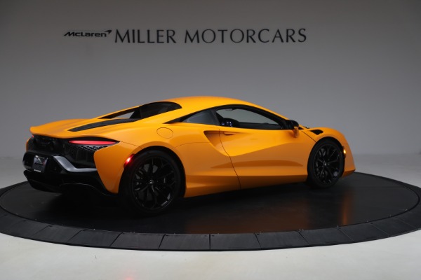 Used 2024 McLaren Artura Performance for sale $192,900 at Alfa Romeo of Westport in Westport CT 06880 8