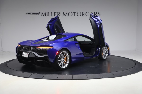 Used 2024 McLaren Artura Vision for sale $197,900 at Alfa Romeo of Westport in Westport CT 06880 18
