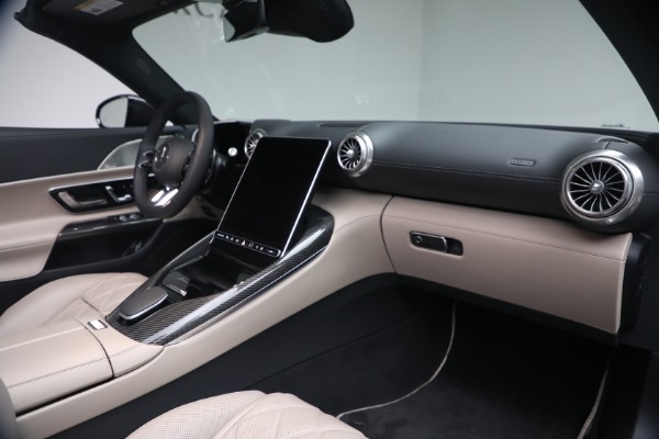 Used 2025 Mercedes-Benz SL-Class AMG SL 63 S E Performance for sale Sold at Alfa Romeo of Westport in Westport CT 06880 16