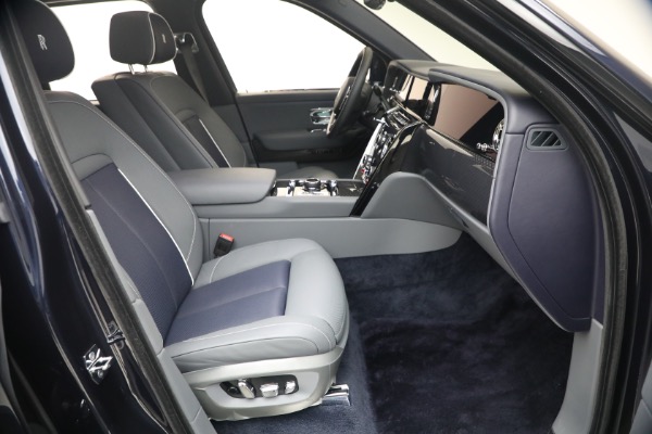 Used 2025 Rolls-Royce Black Badge Cullinan for sale Sold at Alfa Romeo of Westport in Westport CT 06880 20