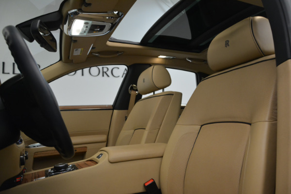 Used 2014 Rolls-Royce Ghost V-Spec for sale Sold at Alfa Romeo of Westport in Westport CT 06880 22