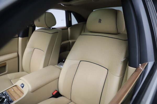 Used 2014 Rolls-Royce Ghost V-Spec for sale Sold at Alfa Romeo of Westport in Westport CT 06880 9