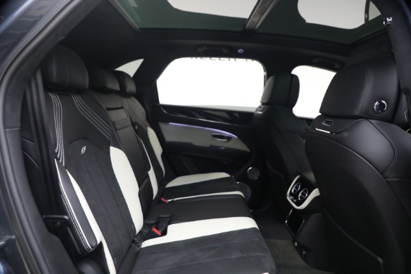 Used 2023 Bentley Bentayga S V8 for sale Sold at Alfa Romeo of Westport in Westport CT 06880 26
