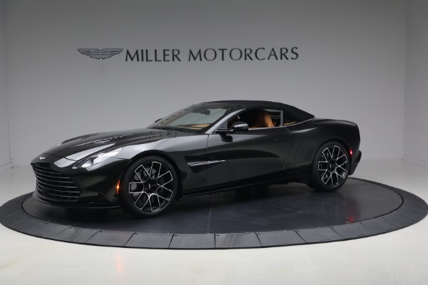New 2026 Aston Martin Vanquish Volante for sale $581,800 at Alfa Romeo of Westport in Westport CT 06880 14