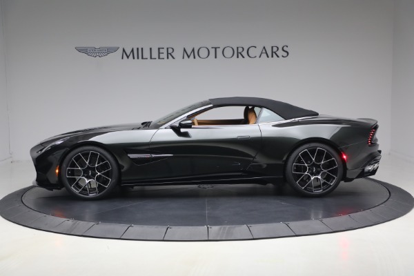 New 2026 Aston Martin Vanquish Volante for sale $581,800 at Alfa Romeo of Westport in Westport CT 06880 15