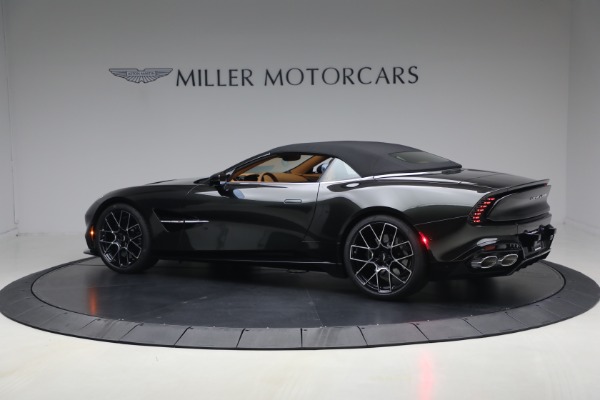 New 2026 Aston Martin Vanquish Volante for sale $581,800 at Alfa Romeo of Westport in Westport CT 06880 16