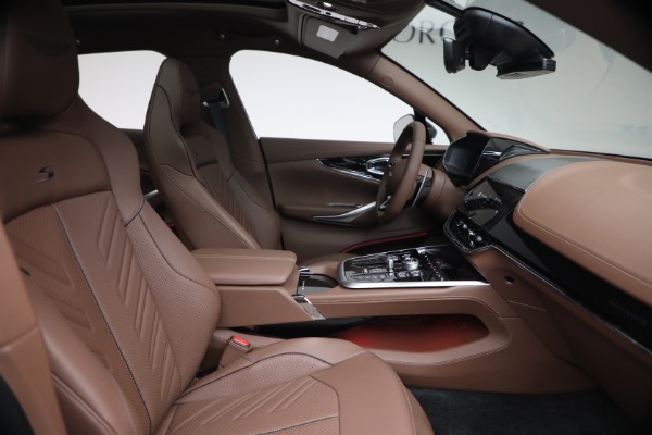 New 2026 Aston Martin DBX S for sale $274,900 at Alfa Romeo of Westport in Westport CT 06880 18