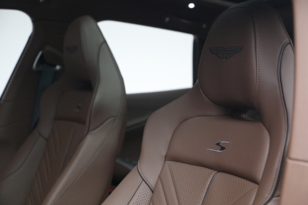 New 2026 Aston Martin DBX S for sale $274,900 at Alfa Romeo of Westport in Westport CT 06880 20