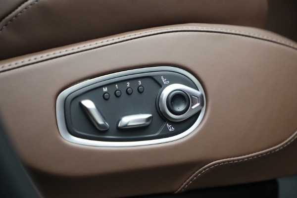 New 2026 Aston Martin DBX S for sale $274,900 at Alfa Romeo of Westport in Westport CT 06880 28