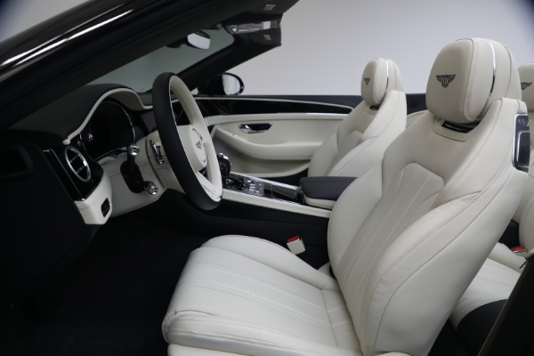New 2026 Bentley Continental GTC for sale $354,640 at Alfa Romeo of Westport in Westport CT 06880 24