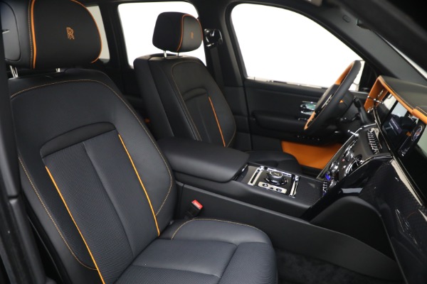 Used 2026 Rolls-Royce Black Badge Cullinan for sale $515,900 at Alfa Romeo of Westport in Westport CT 06880 22